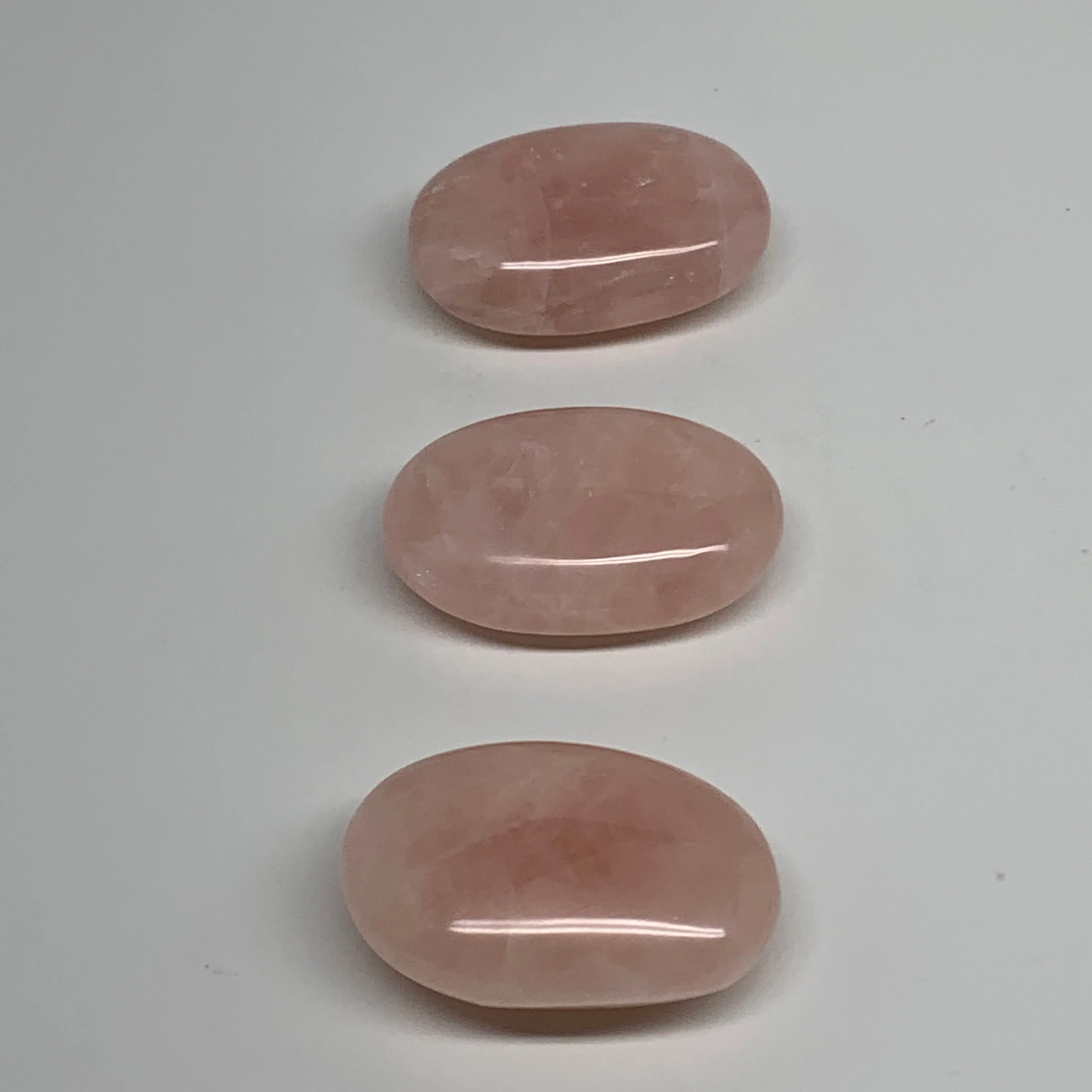 169.9g , 2"-2.1", 3pcs, Natural Pink Rose Quartz Palm-stone Small Sizes, B34545