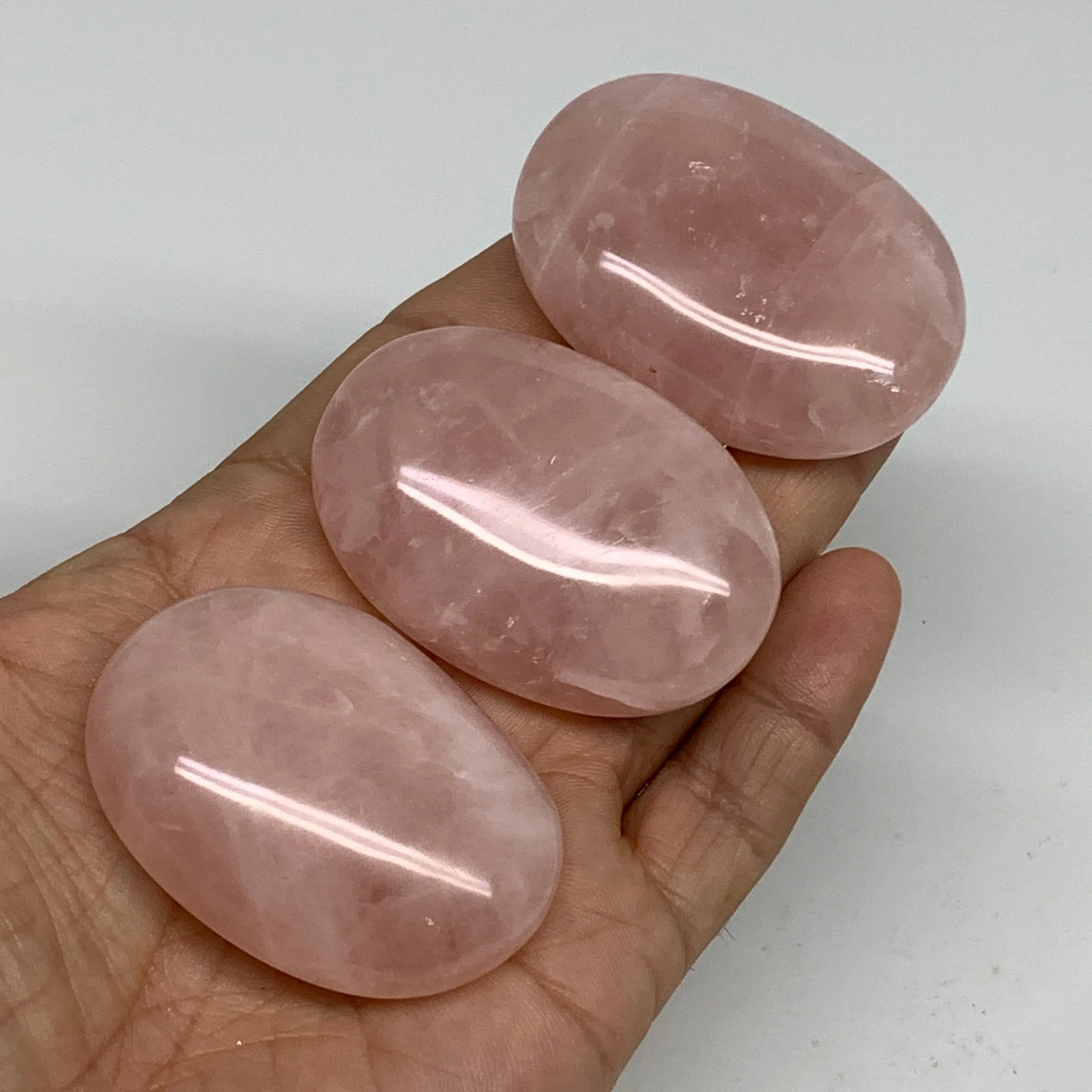 169.9g , 2"-2.1", 3pcs, Natural Pink Rose Quartz Palm-stone Small Sizes, B34545