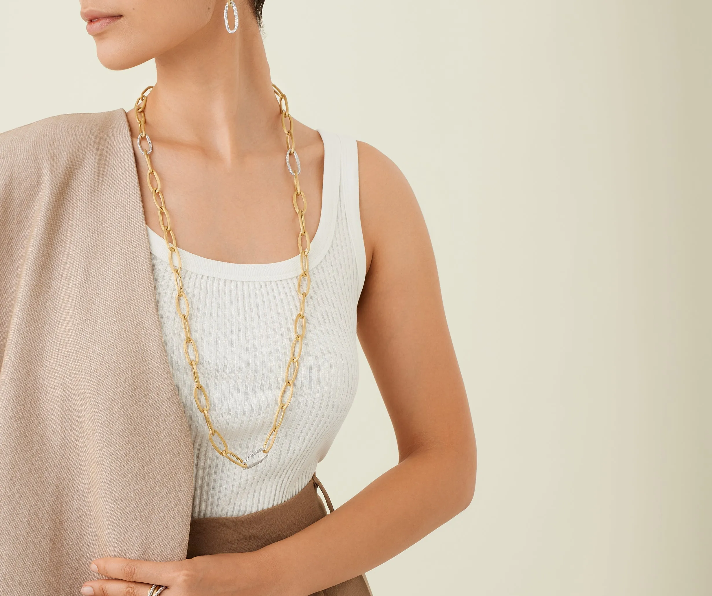18K Yellow Gold Convertible Oval Link Necklace With Pavé Diamonds Links