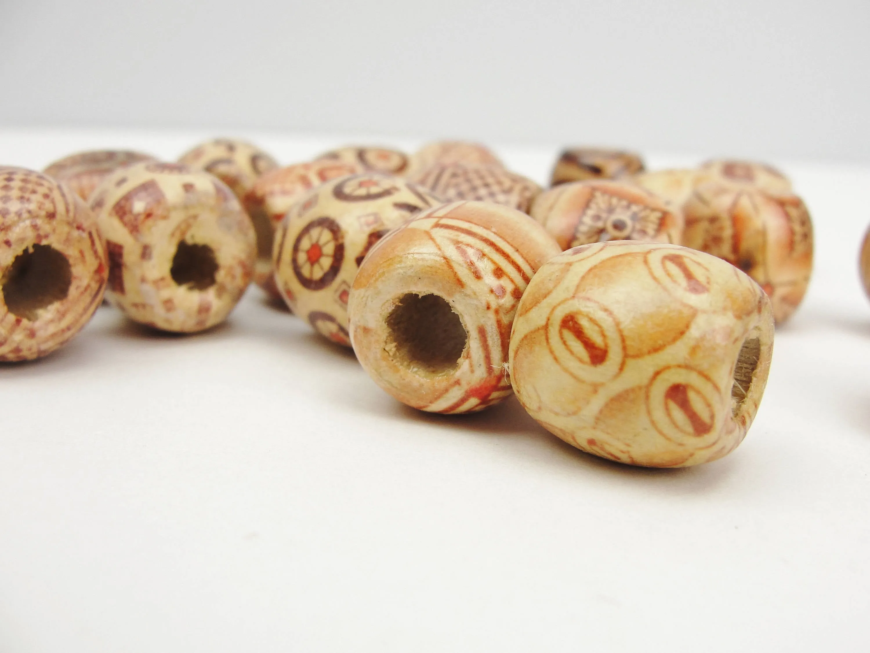Barrel printed bead 16mm set of 12