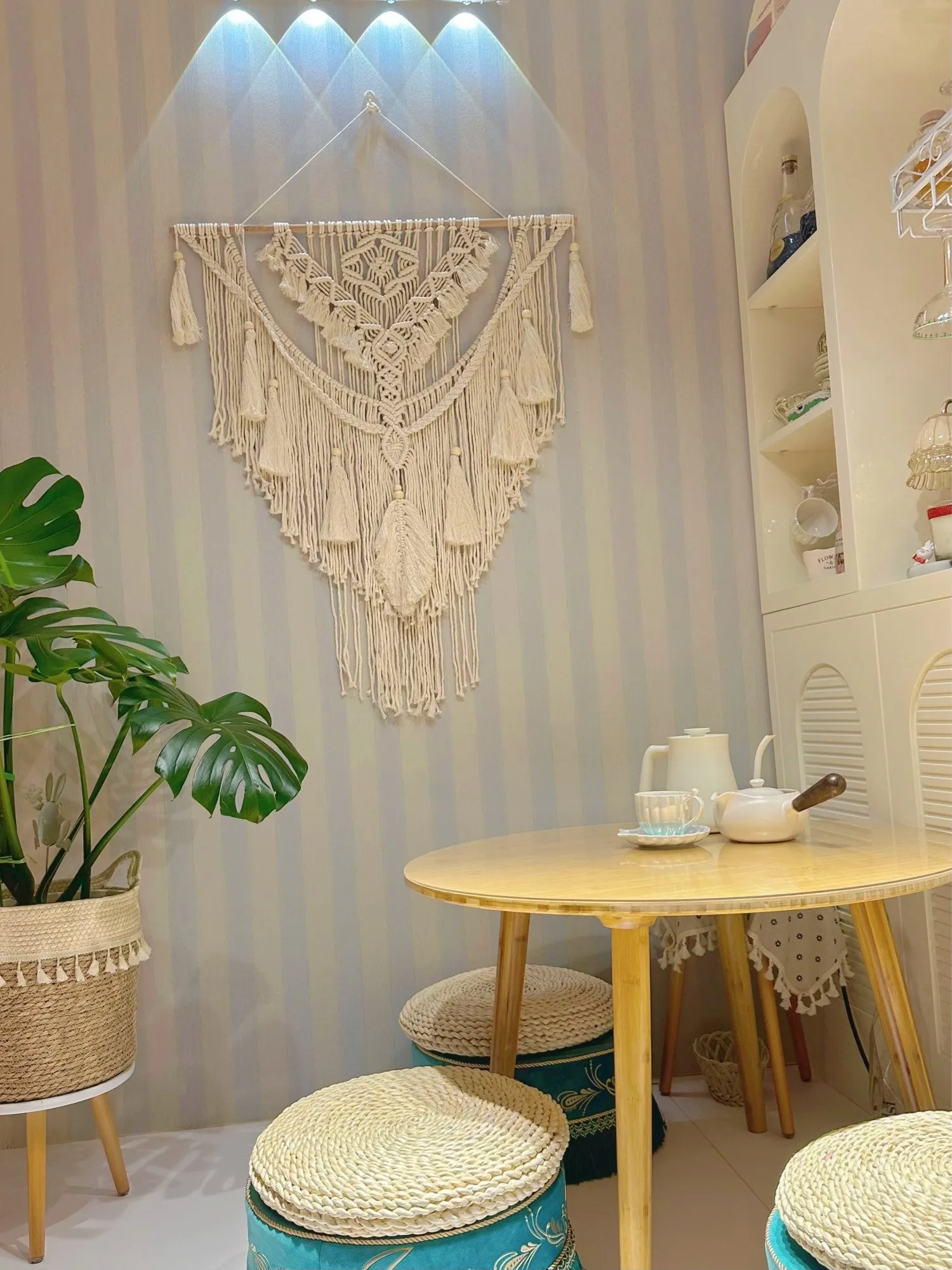 Boho Macrame Wall Hanging - Handwoven Tapestry - Bohemian Home Decor Begonia