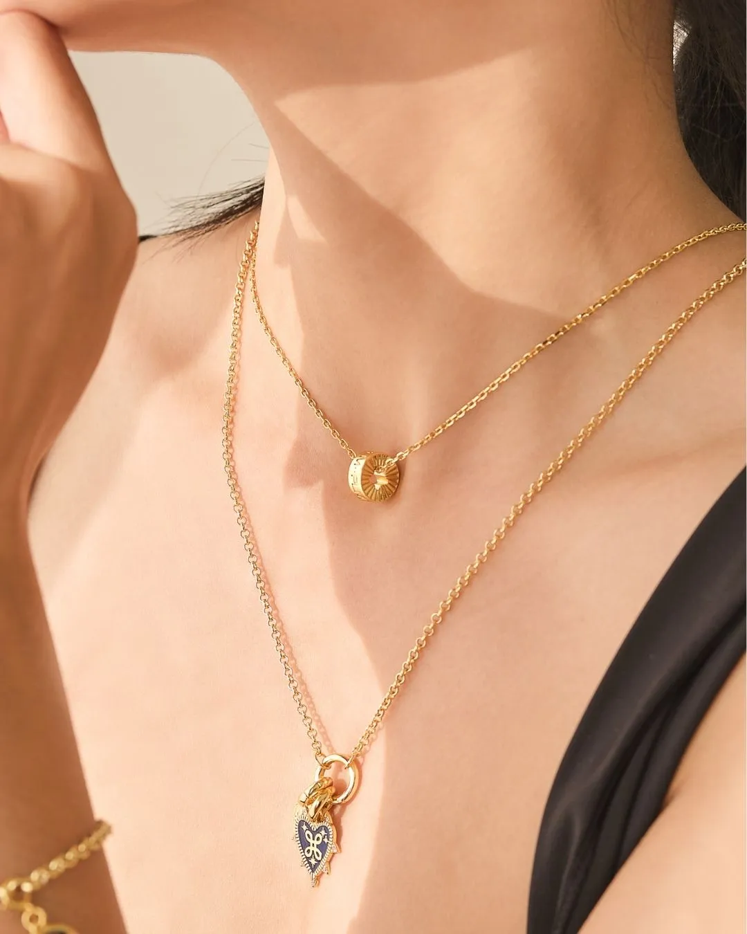 ENGRAVED 7 LOVES CHARM