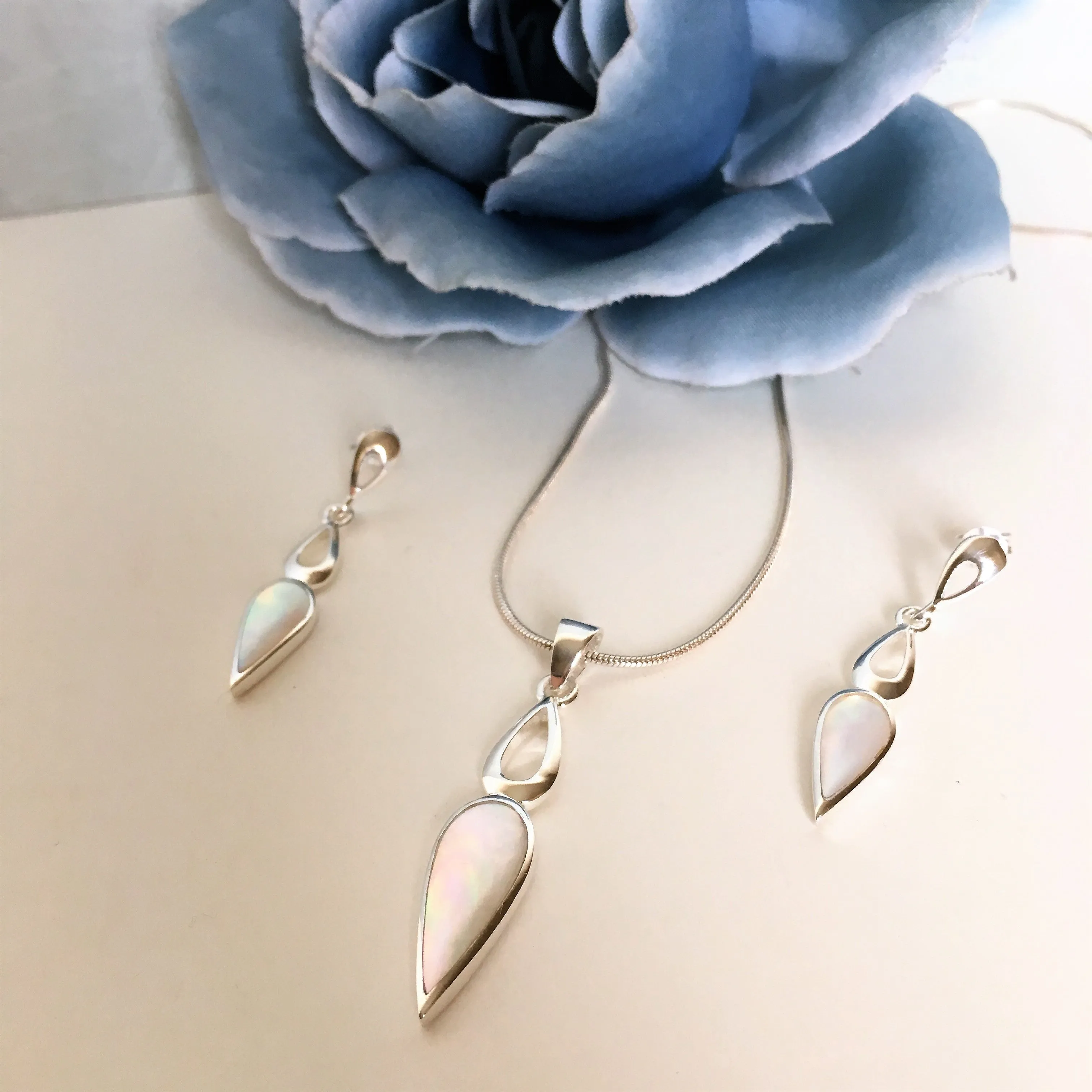 Escada Earrings - VE190 (2 colours)