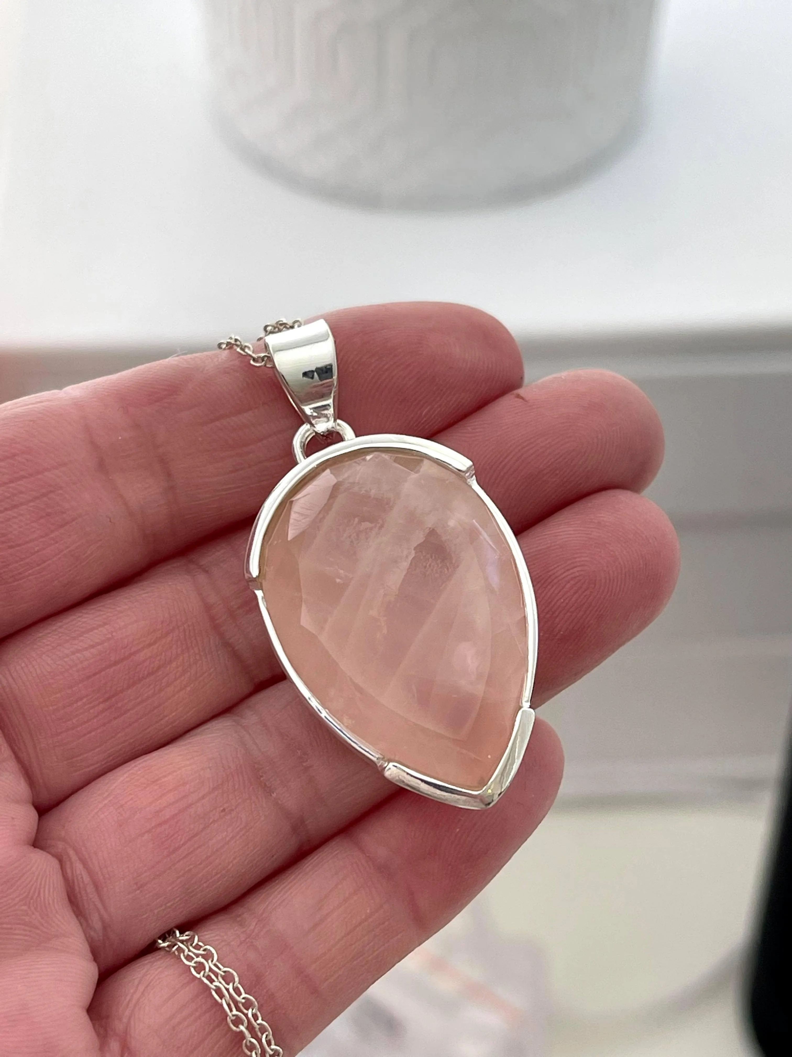 Extraordinaire Rose Quartz Pendant