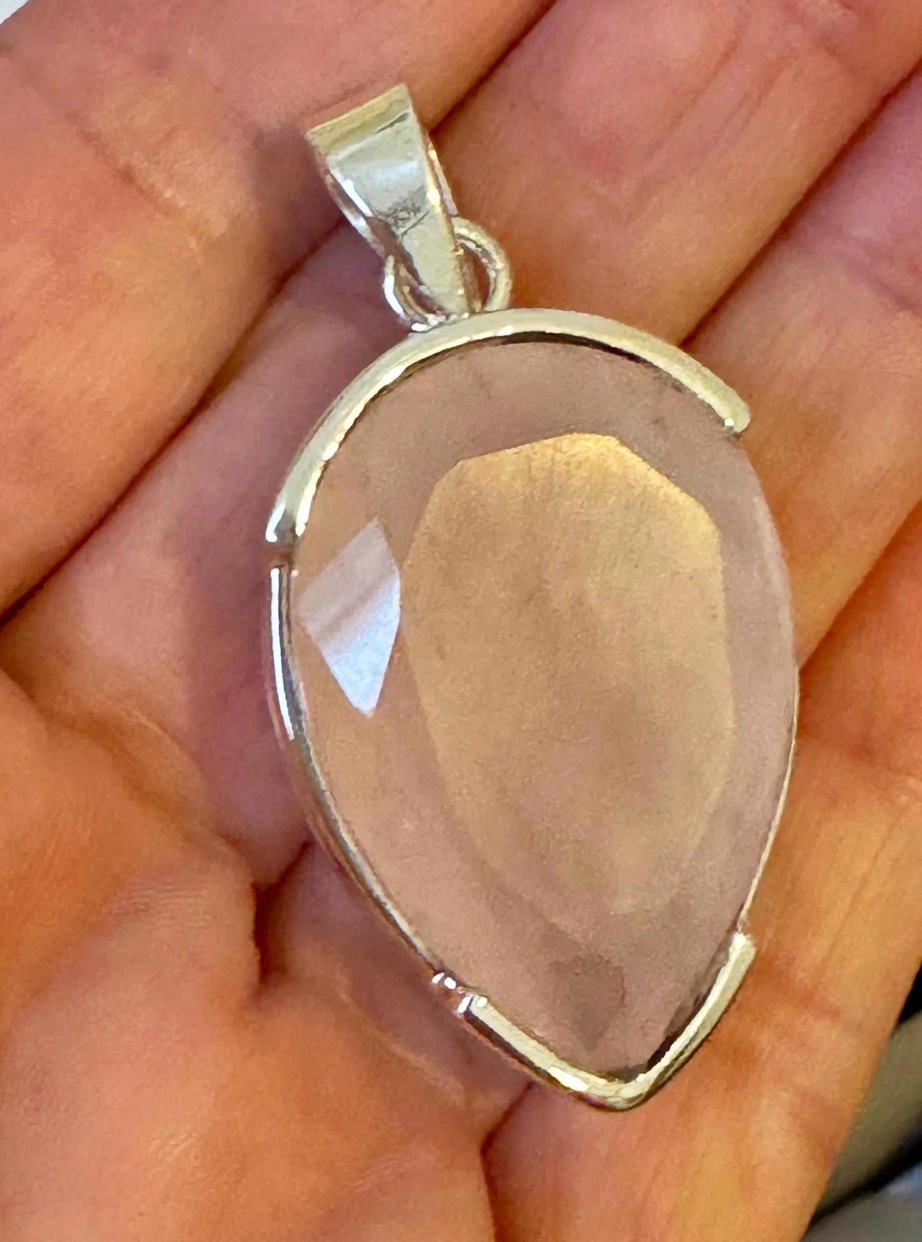 Extraordinaire Rose Quartz Pendant