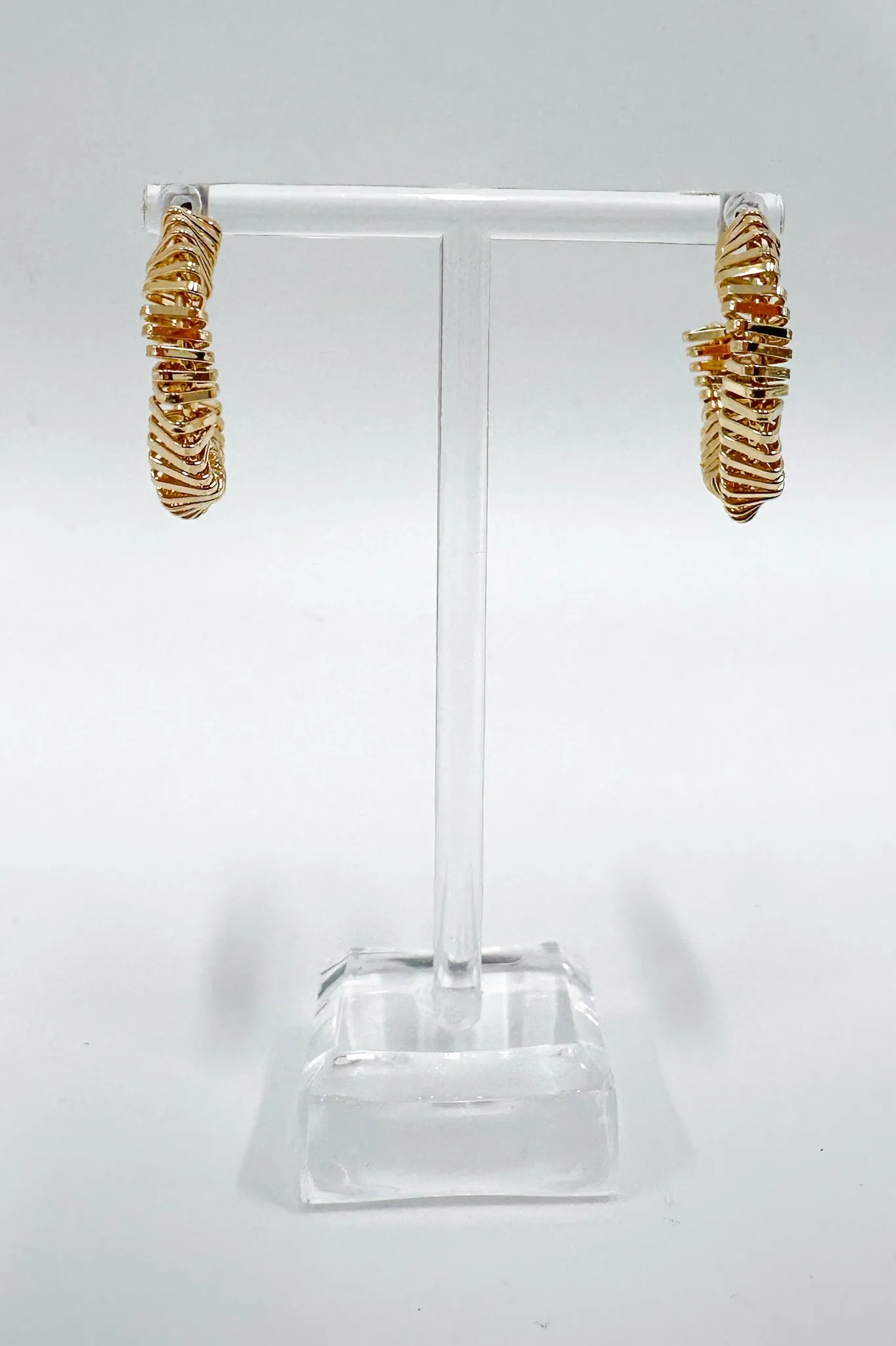 Immaculate Taste Twist Spiral Hoop Earrings