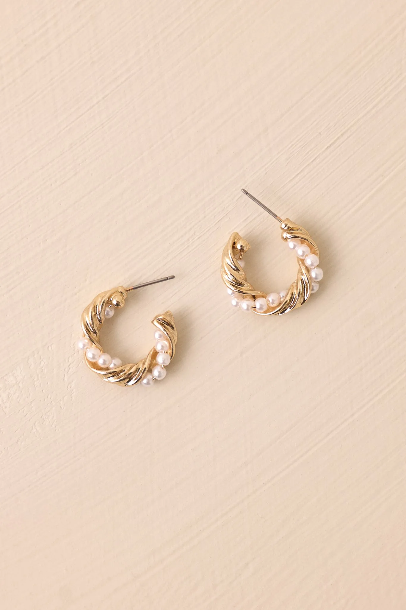 Lunar Tide Gold and Ivory Pearl Spiral Hoop Earrings