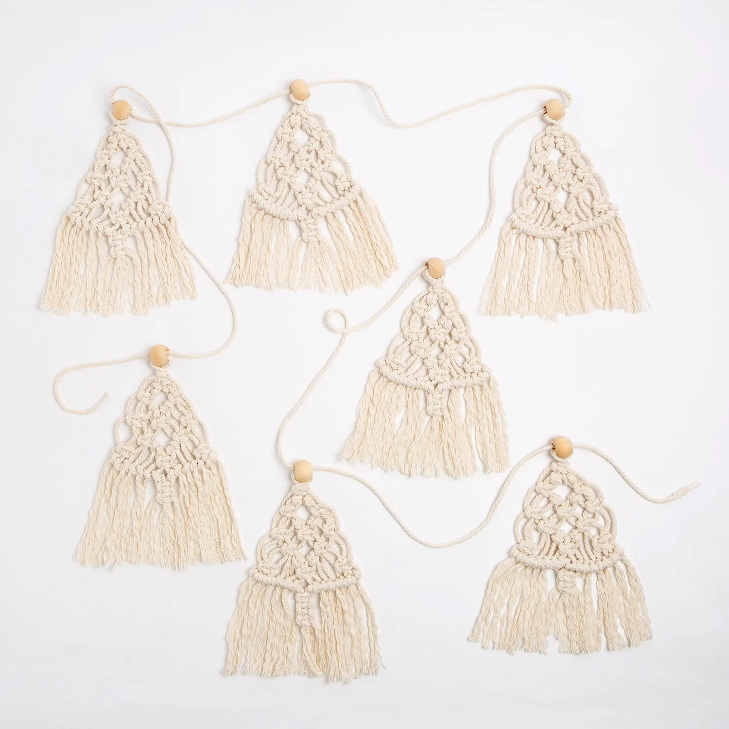 Macrame Craft Kit - Christmas Tree Garland