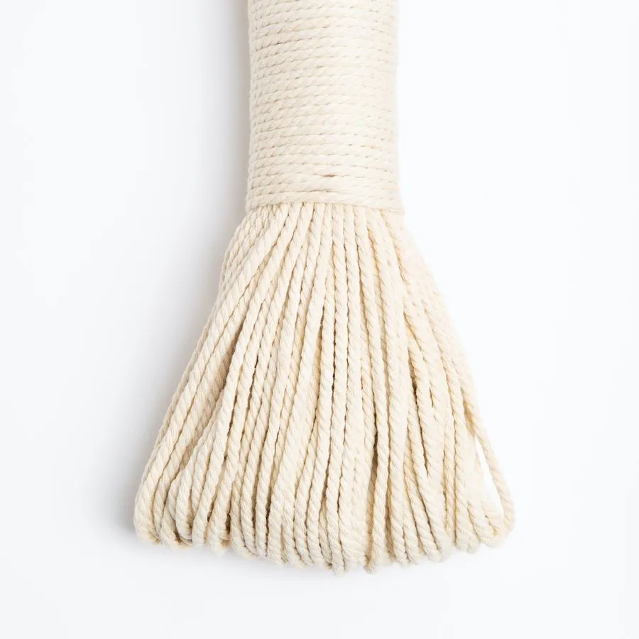 Macrame Craft Kit - Christmas Tree Garland