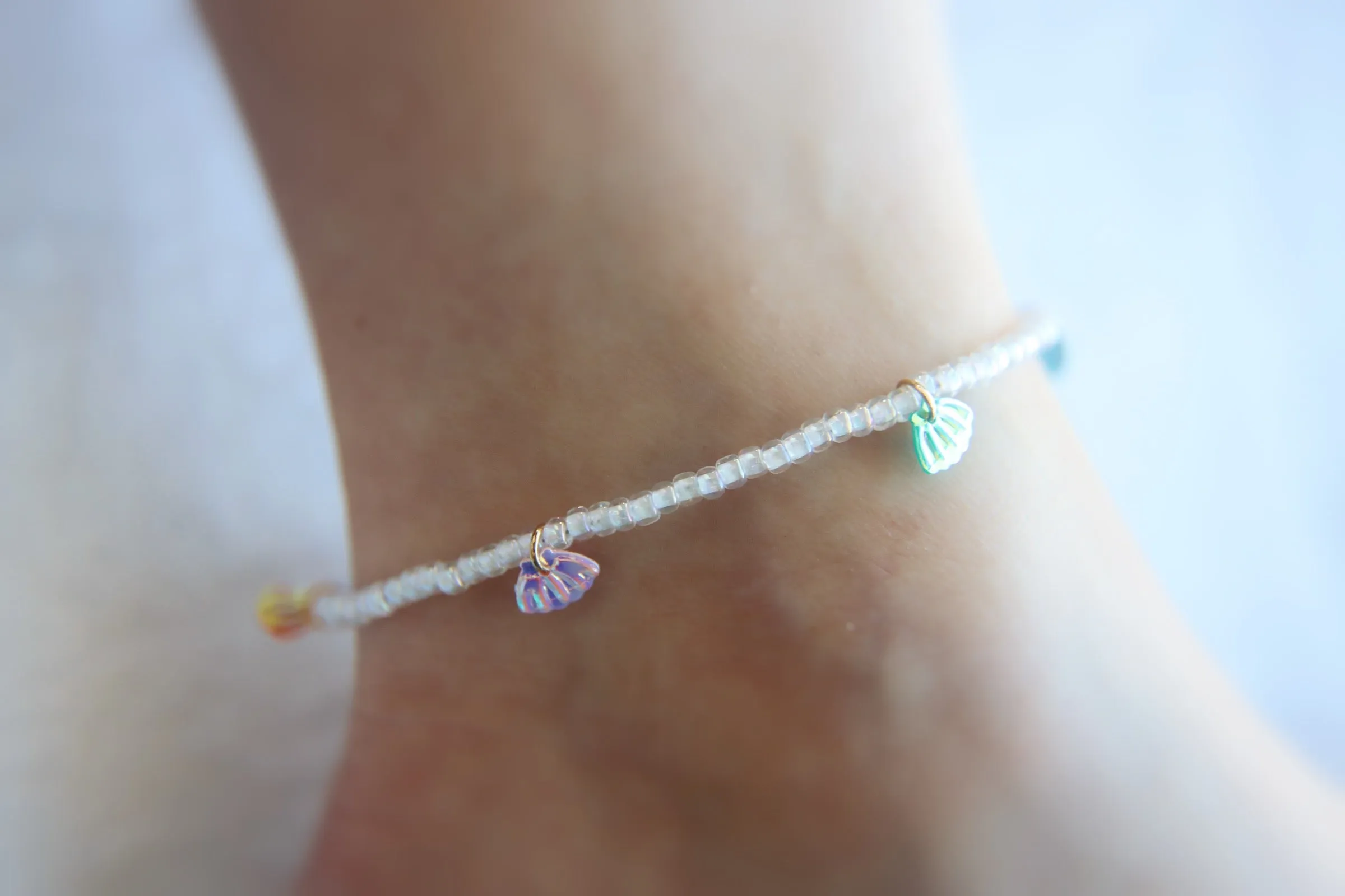 Sea Shell Iridescent Seed Beaded Anklet