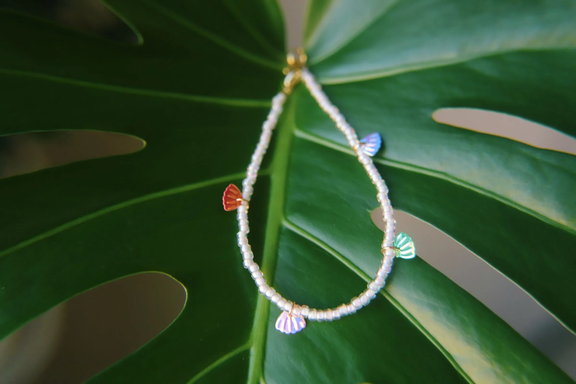 Sea Shell Iridescent Seed Beaded Anklet