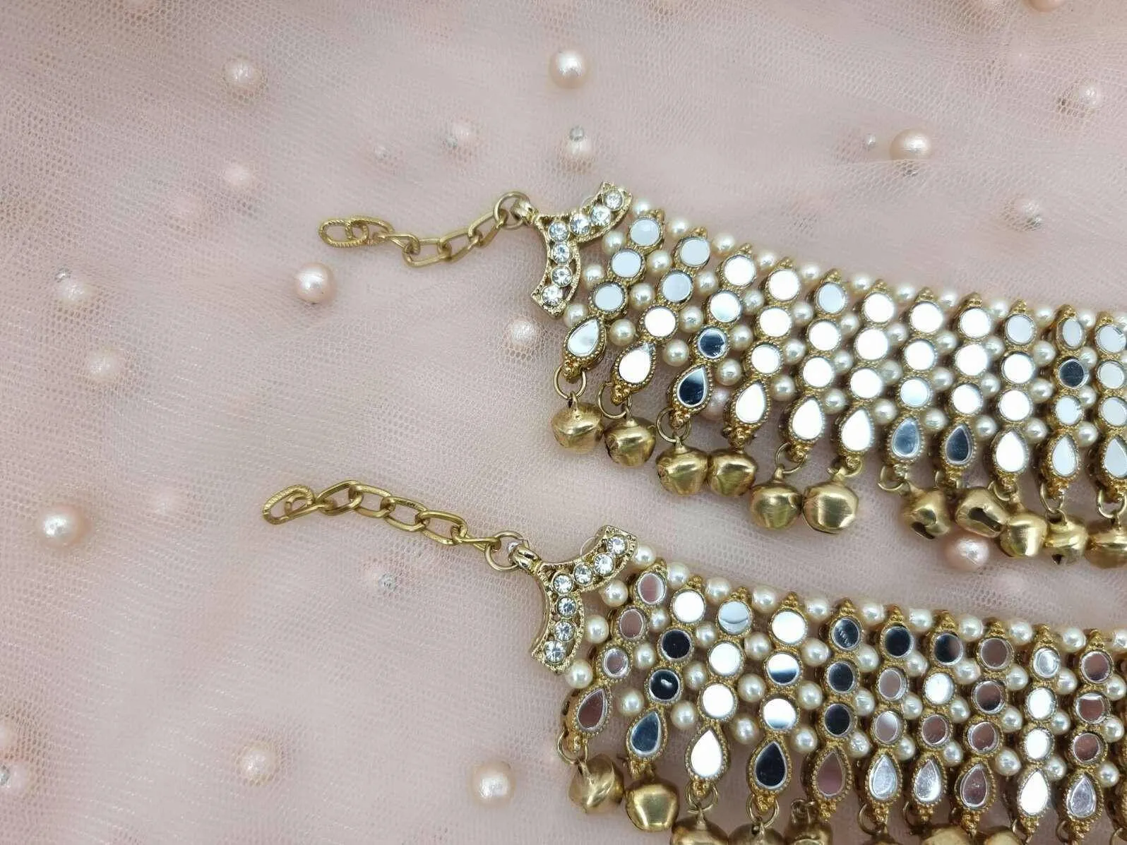 Simran - Antique Gold Mirrored and pearl Anklet With Bell